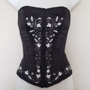 Black and white flowers corset